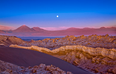 Full moonrise over Andes from Valle de Luna