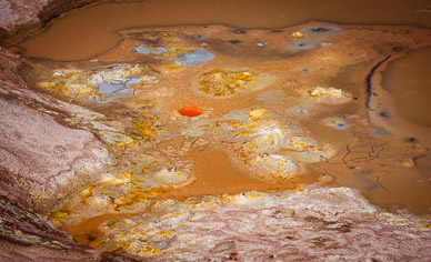 Geothermal area near Geysers de Tatio
