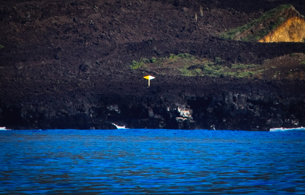 Equator marker on Isla Isabella