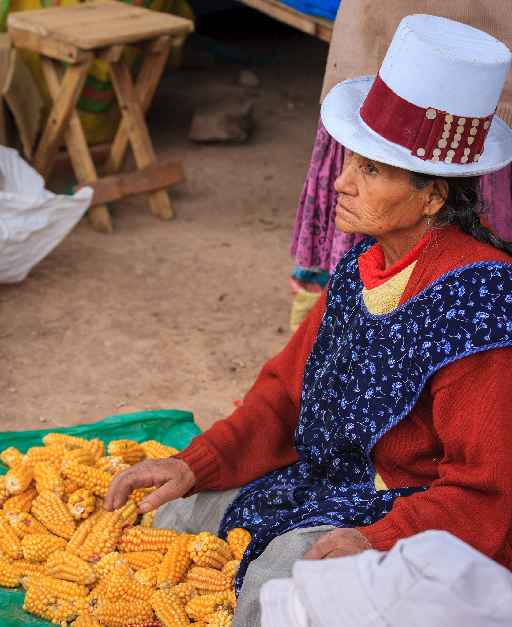 Pisaq local market