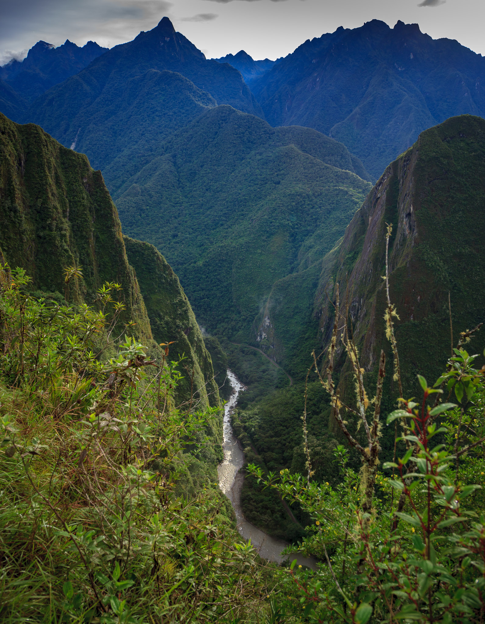 View down to Rio Urubamba from saddle between Macchu & Wayna Picchu