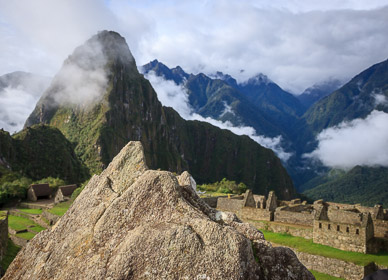 Rock whose outline mimics Wayna Picchu