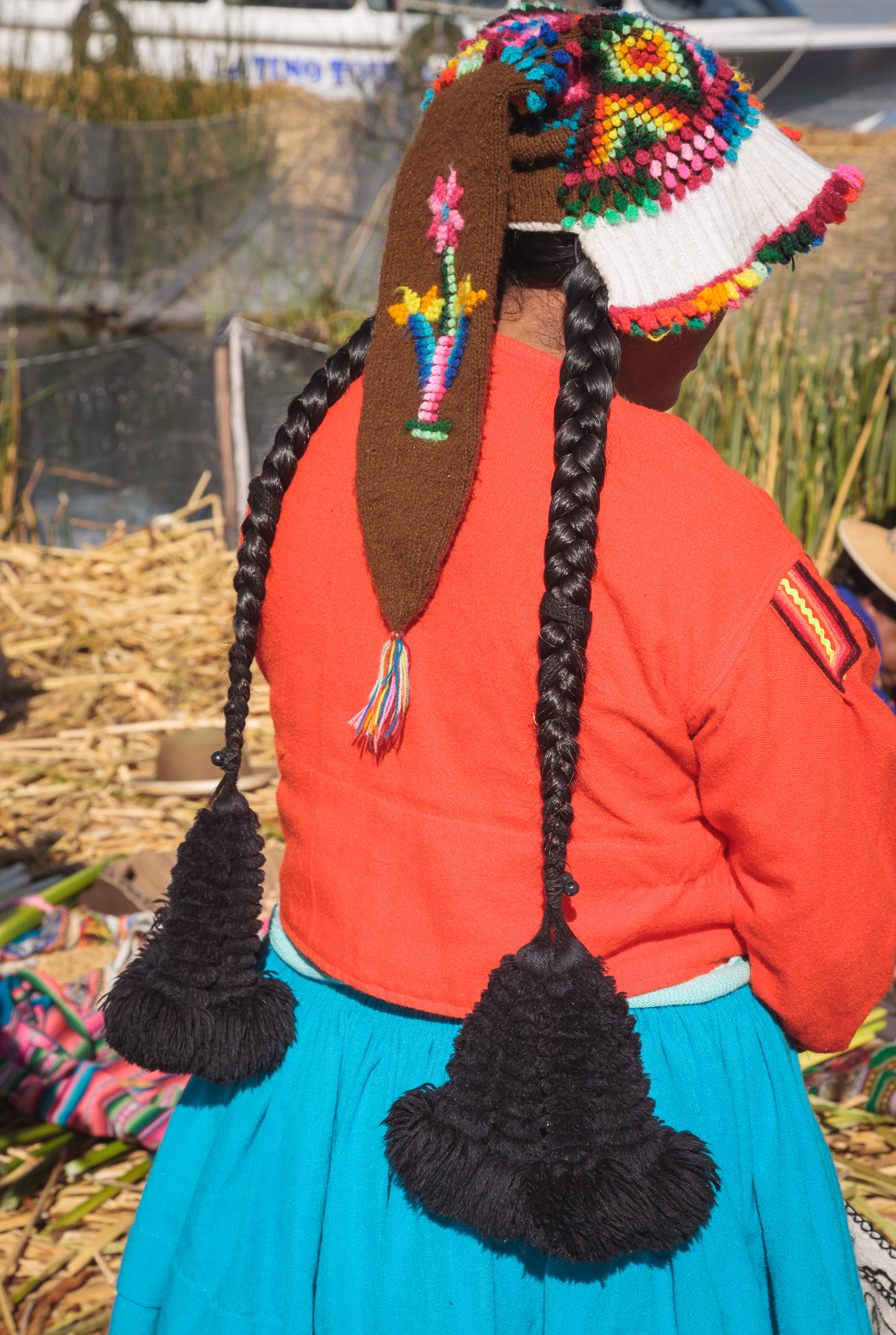 Los Uros - Gaviota inhabitants