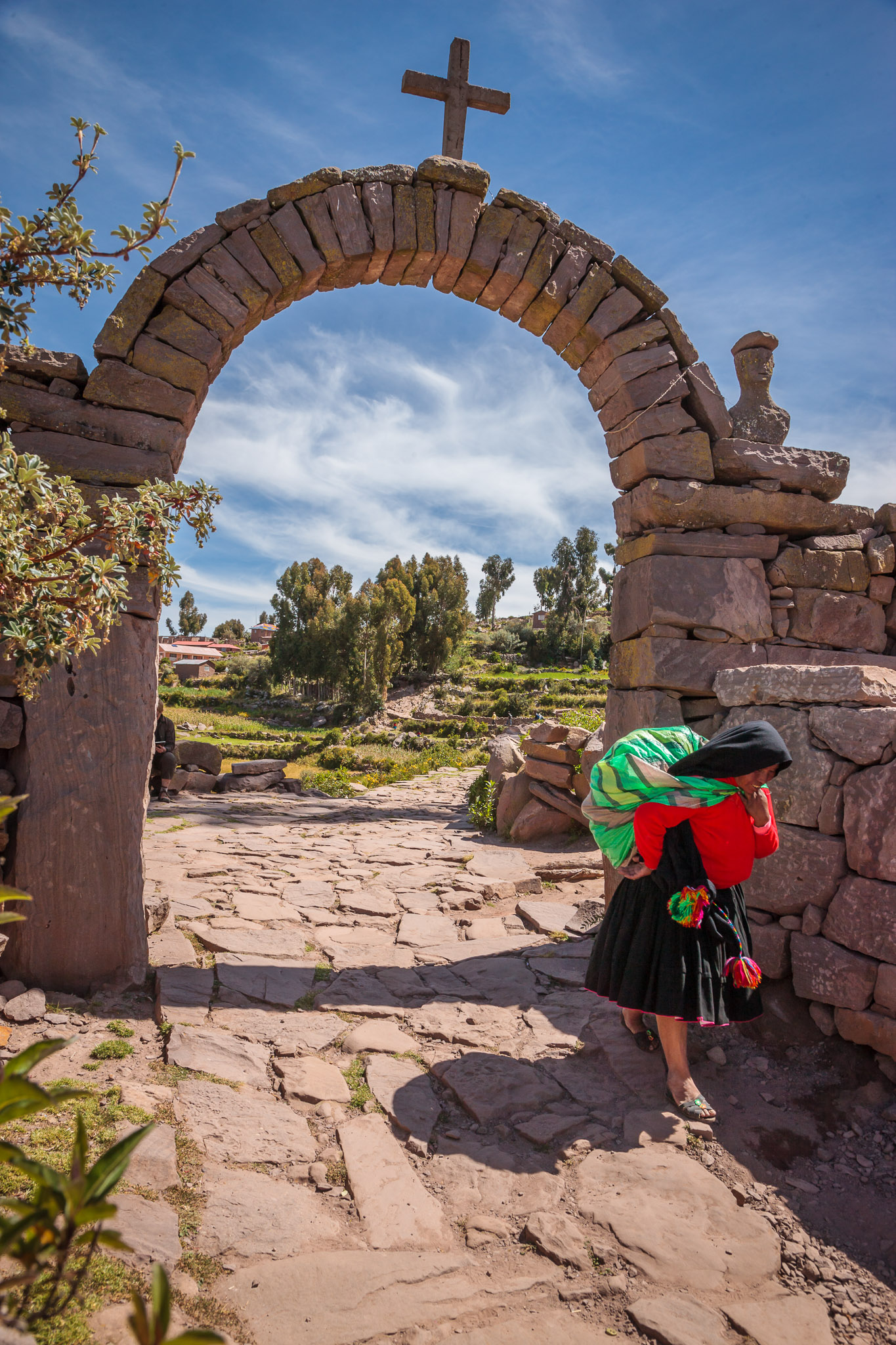 Isla Taquile arch