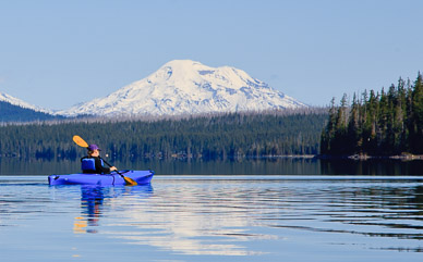 Kayaking on Waldo Lake