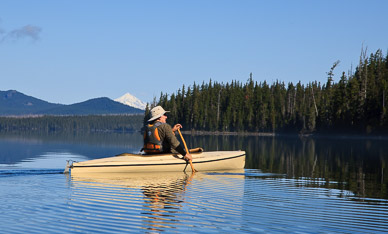 Kayaking on Waldo Lake