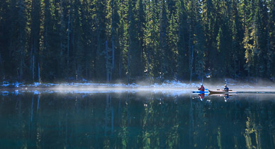 Kayaking on Waldo Lake