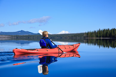 Kayaking on Waldo Lake