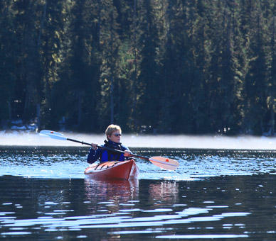 Kayaking on Waldo Lake