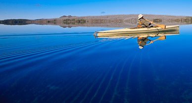 Kayaking on Waldo Lake