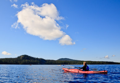 Kayaking on Waldo Lake