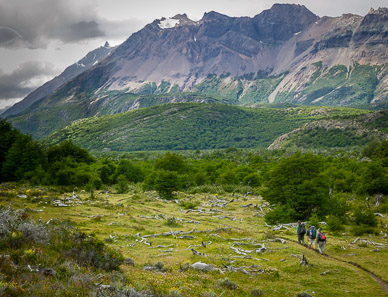 Hiking down Rio Electro to meet shuttle
