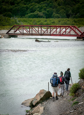 Rio Electro bridge & our rendezvous for ride back to El Chalten