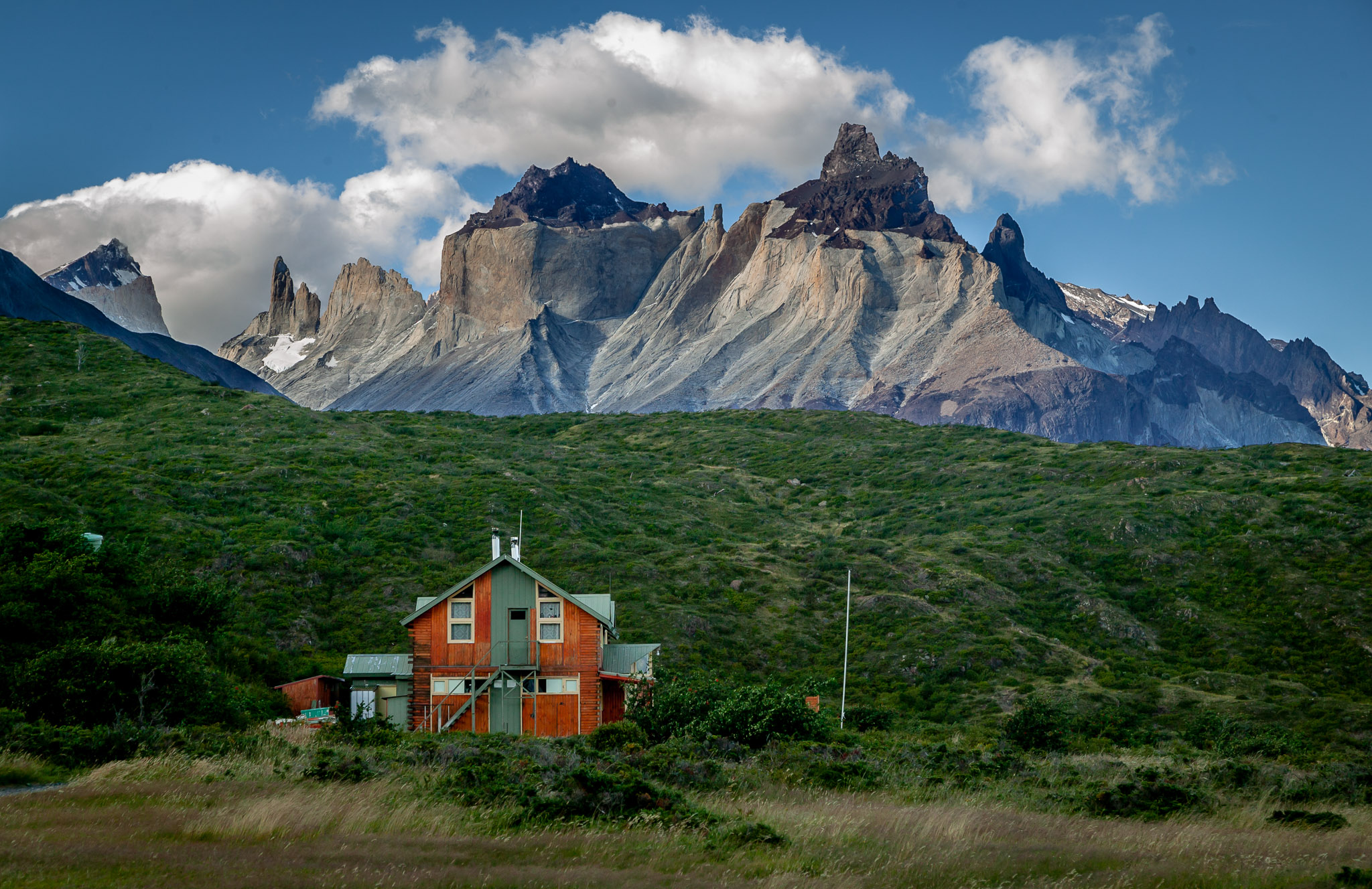 Los Cuernos towers over old Refugio, now ranger station