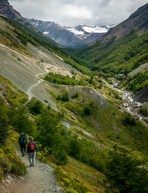 Hiking into Refugio Chileno & Valle Ascencio