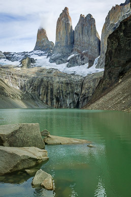 Base Las Torres & Torres del Paine