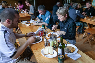 Refugio Chileno – Hot meals, wine, and comfortable bunk!