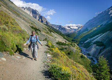 Hiking out of Valle Ascencio