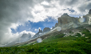 Climb up into Valle del Frances