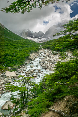 Climb up into Valle del Frances