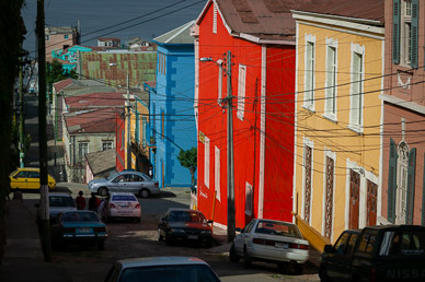 Incredibly steep Valparaiso streets