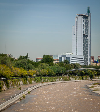 Riverfront park, Santiago