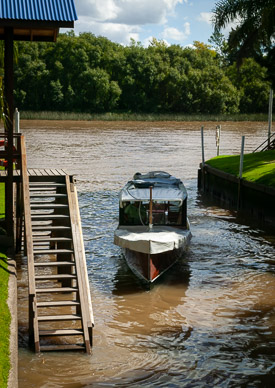 Our lunch stop at Gato Blanco restaurant, Parana Delta