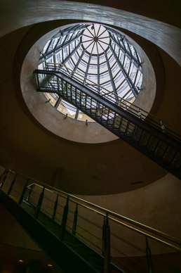 Bodego Zapata, stairs to roof