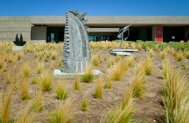 Bodega Salentein, visitors' center/art gallery