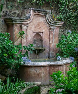 Antiqua fountains & ponds