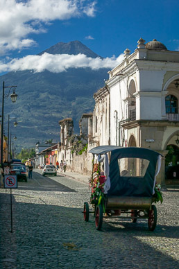 Volcán Agua looming over Antigua
