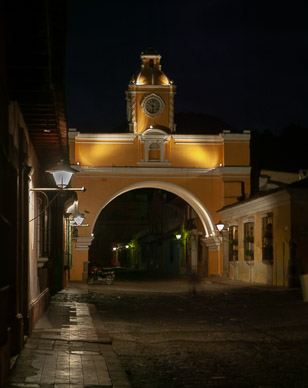 Antiqua's iconic Arch of Santa Catalina
