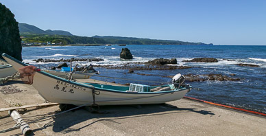 Riding around Shakotan Peninsula