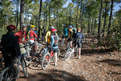 Riding from Creel to Valle de Monjes