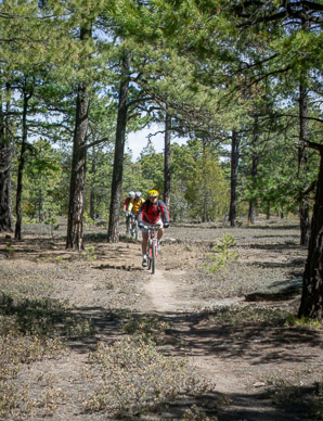 Riding from Valle de Monjes back to Creel