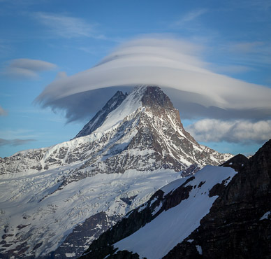 Cloud over Wetterhorn