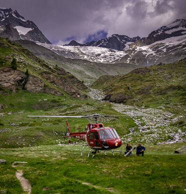 Emergency airlift of new CO2 cartridge for beer tap