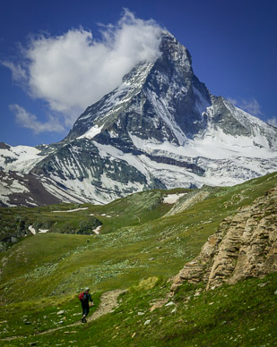 Hike out of Trift onto Höhbalm