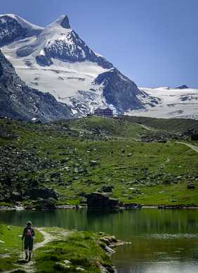 Hike from Sunnega to Fluhalp