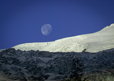 Dawn & moon from Saas Fee