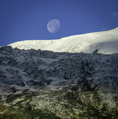 Dawn & moon from Saas Fee