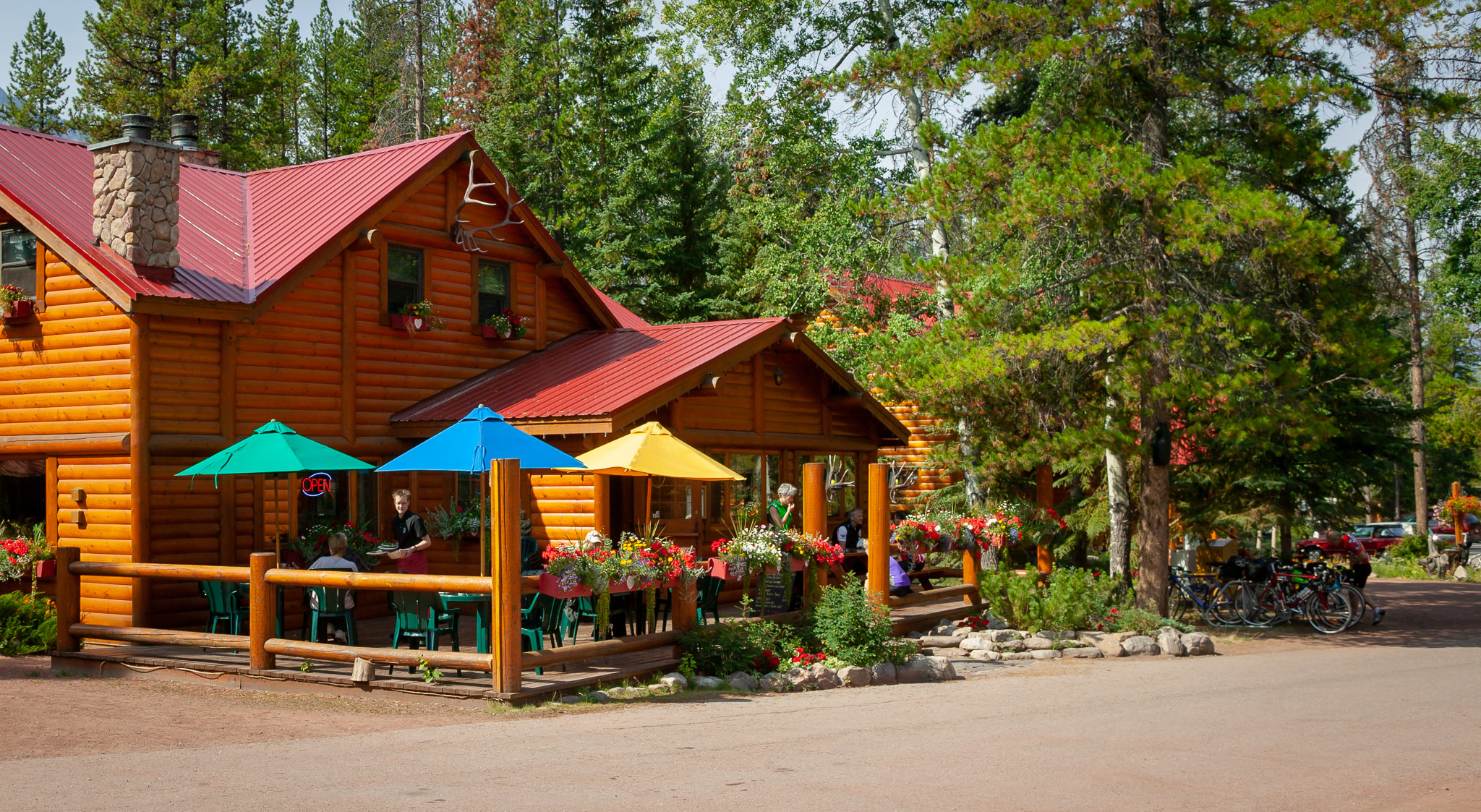 Lunch at Baker Creek Lodge & Bistro