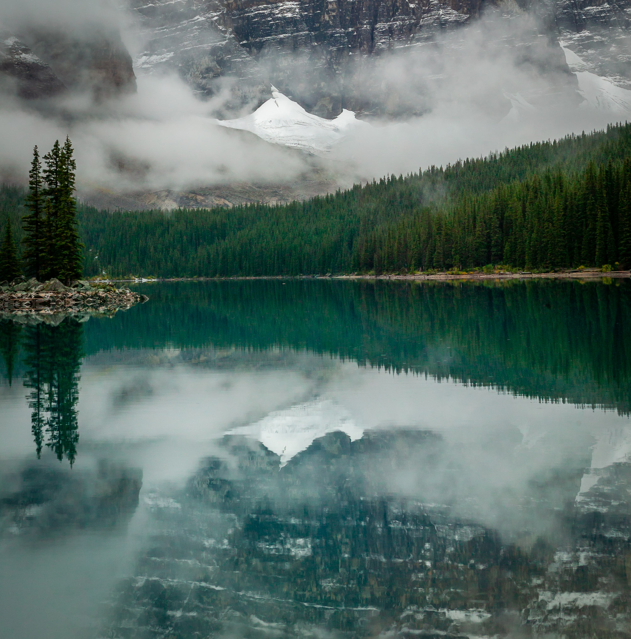 Clearning storm at Moraine Lake