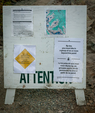 Bear warning on trail to Consolation Lakes