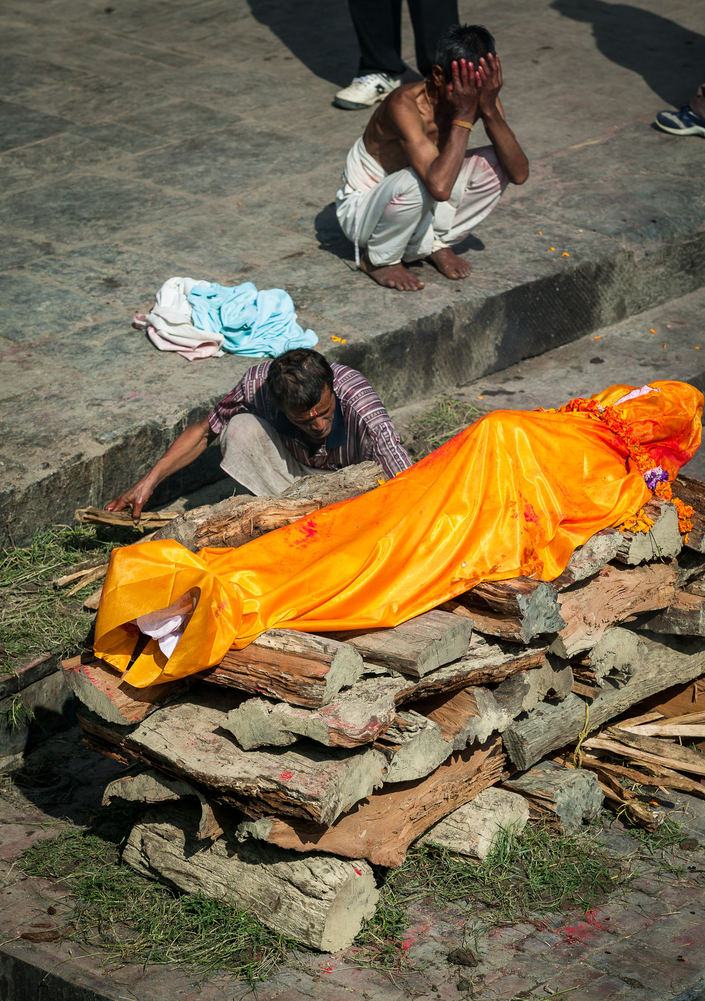 Cremation ceremony at Pashupatinath Temple