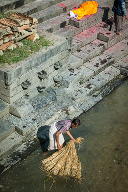 Cremation ceremony at Pashupatinath Temple