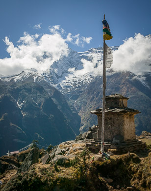 Buddhist Chorten above Namche