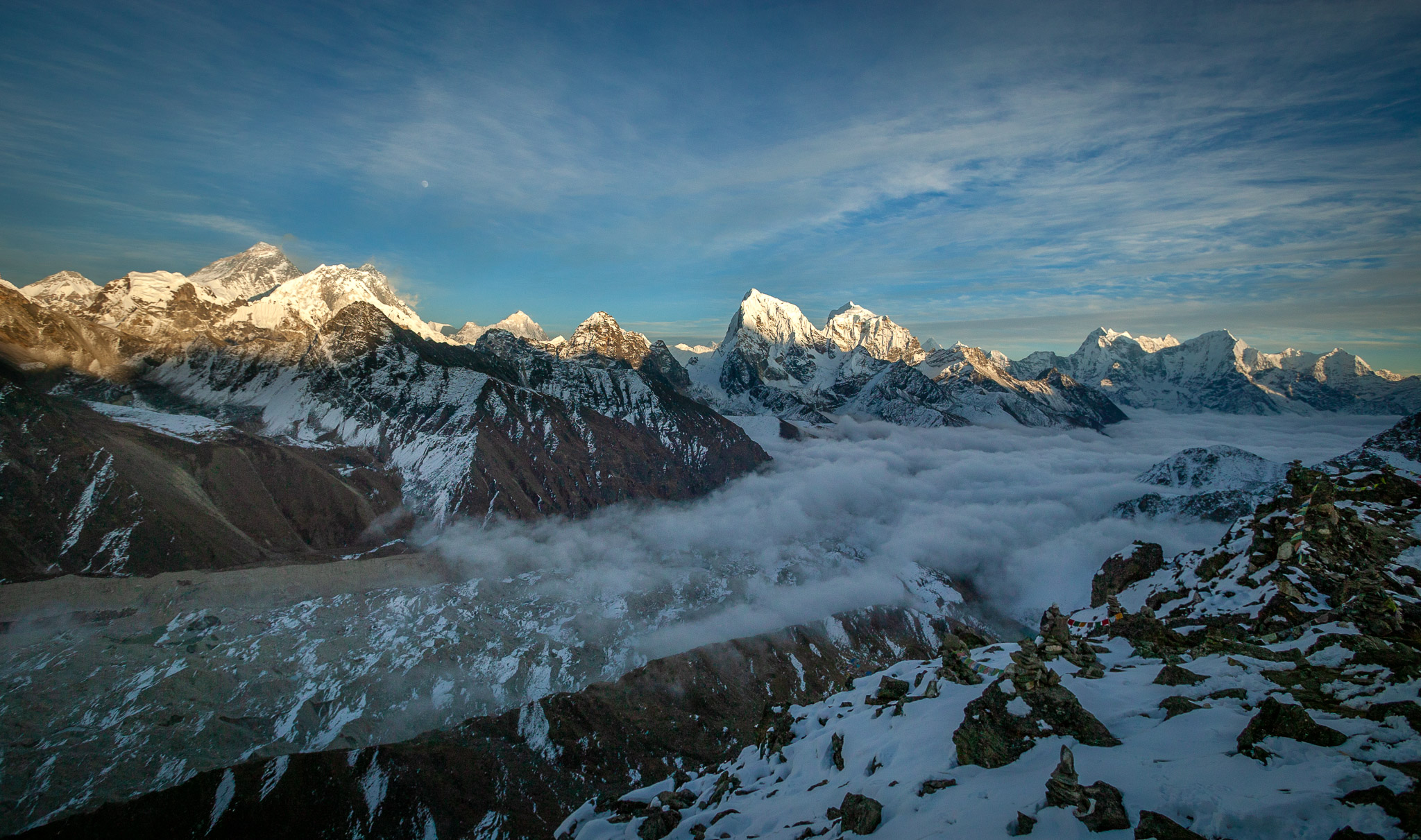 Last light on Everest & Cholatse