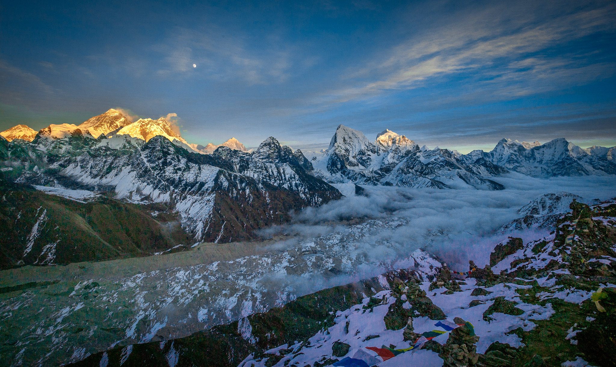 Sunset & moonrise over Everest