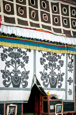 Watching Mani-Rimdu Festival's Dance of the Masks